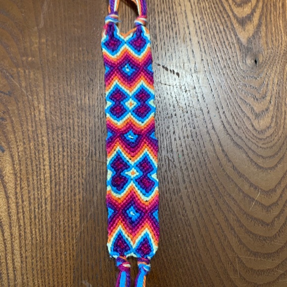 Jewelry - This is a very pretty bracelet:)